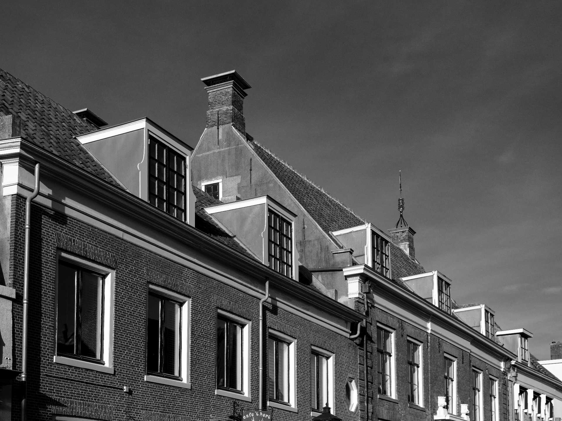 Modern Dutch terraced housing — inspection by Building-Scan
